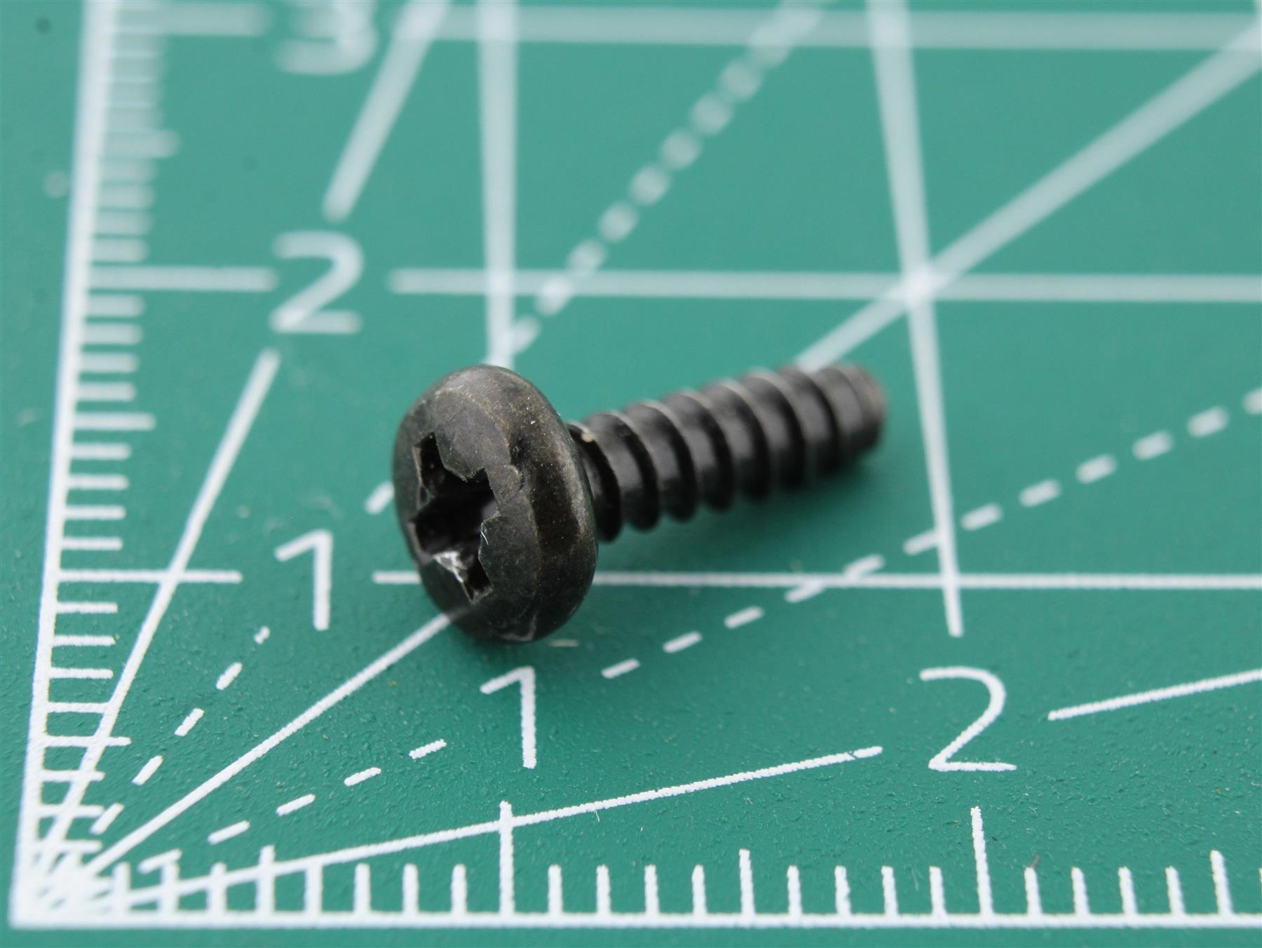 Screw M2.85 x 11.8