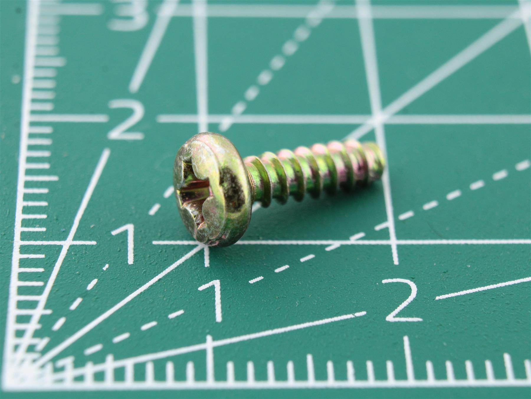 Screw M2.9 x 11.75