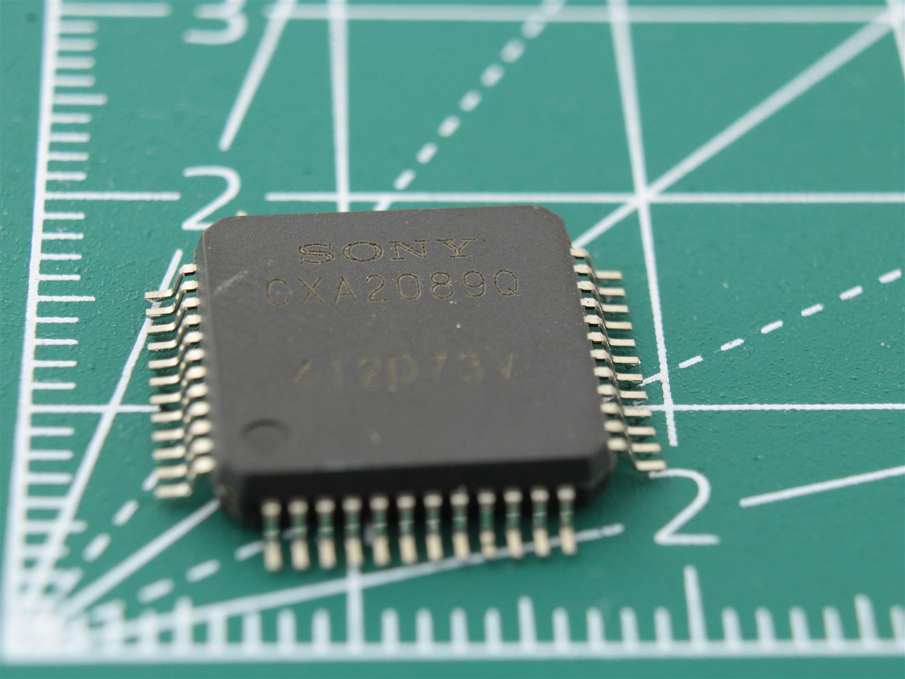 CXA2089Q Sony circuito integrato