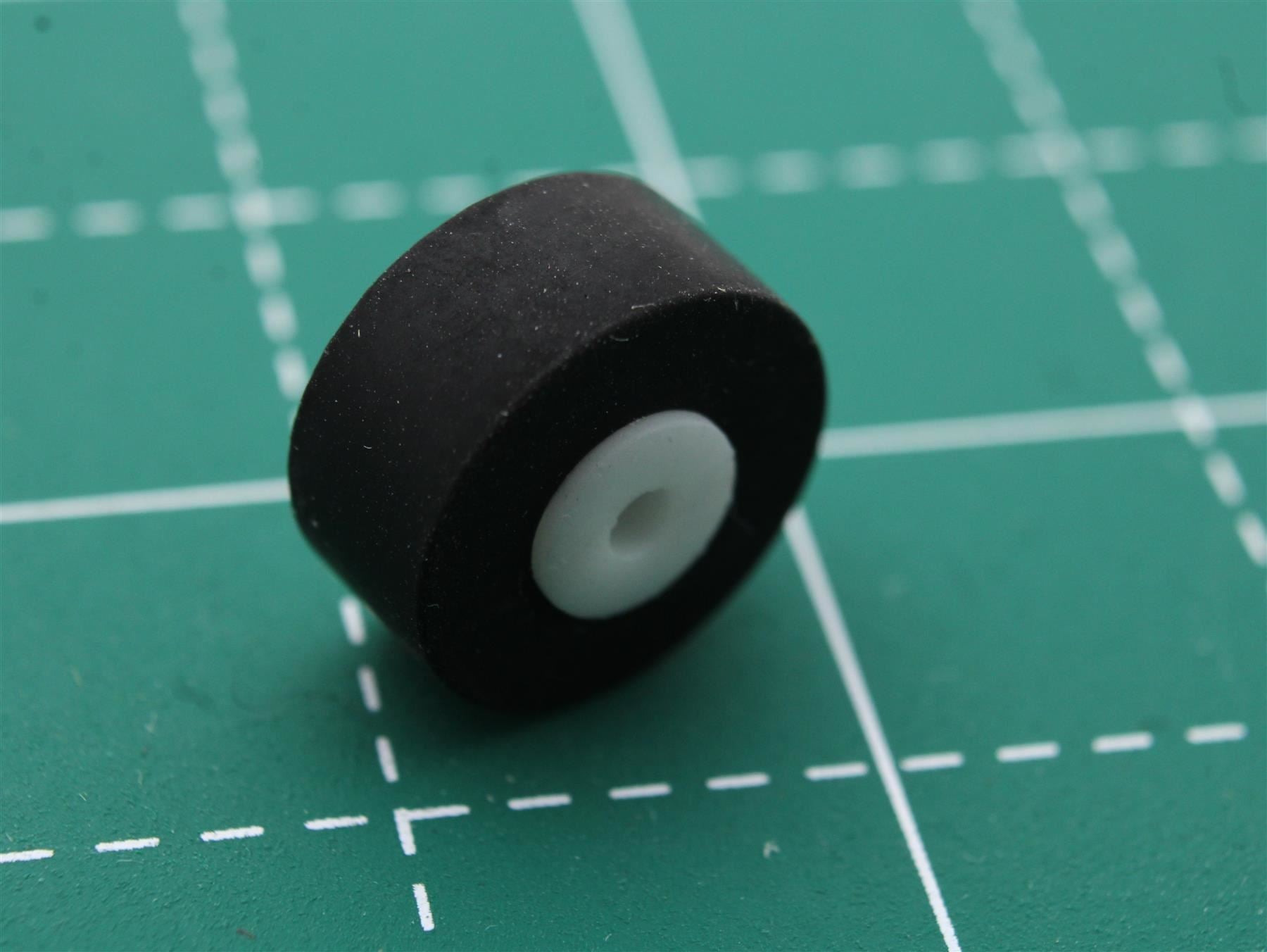 Pinch Roller for Aiwa AD-3150 Stereo Cassette Deck